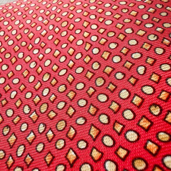 VTG Hermes Men's Neck Tie 100 silk Made in France Red Geometric Dot Pattern - Picture 12 of 12